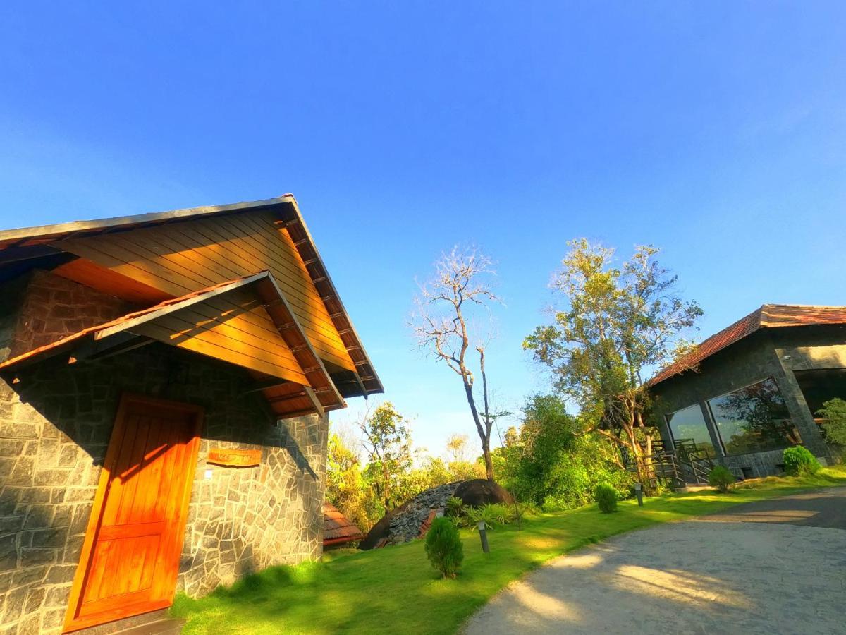 The Wild Trails Clarks Exotica , Munnar Hotel Exterior foto