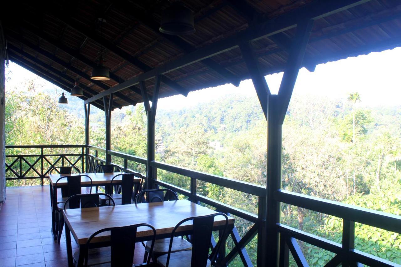 The Wild Trails Clarks Exotica , Munnar Hotel Exterior foto