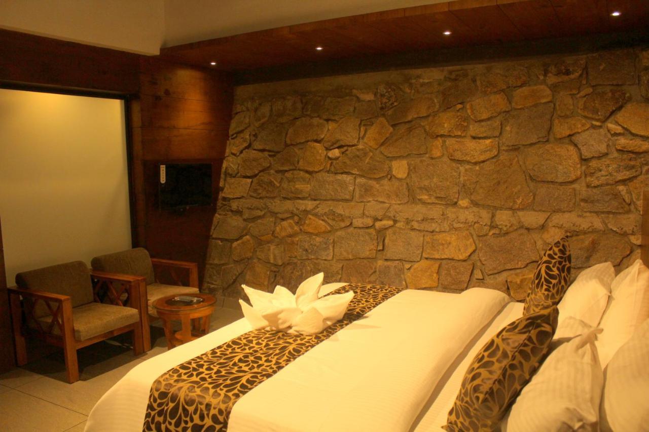 The Wild Trails Clarks Exotica , Munnar Hotel Exterior foto