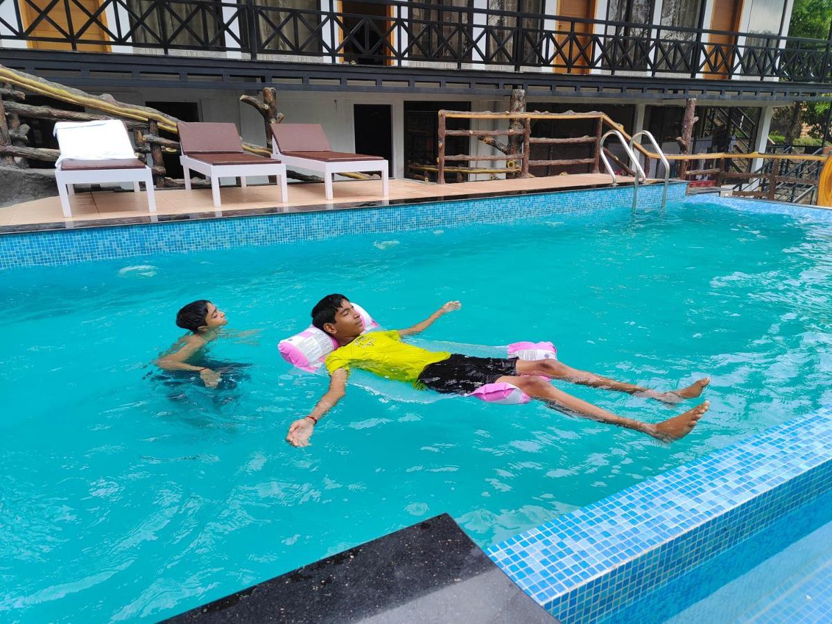 The Wild Trails Clarks Exotica , Munnar Hotel Exterior foto